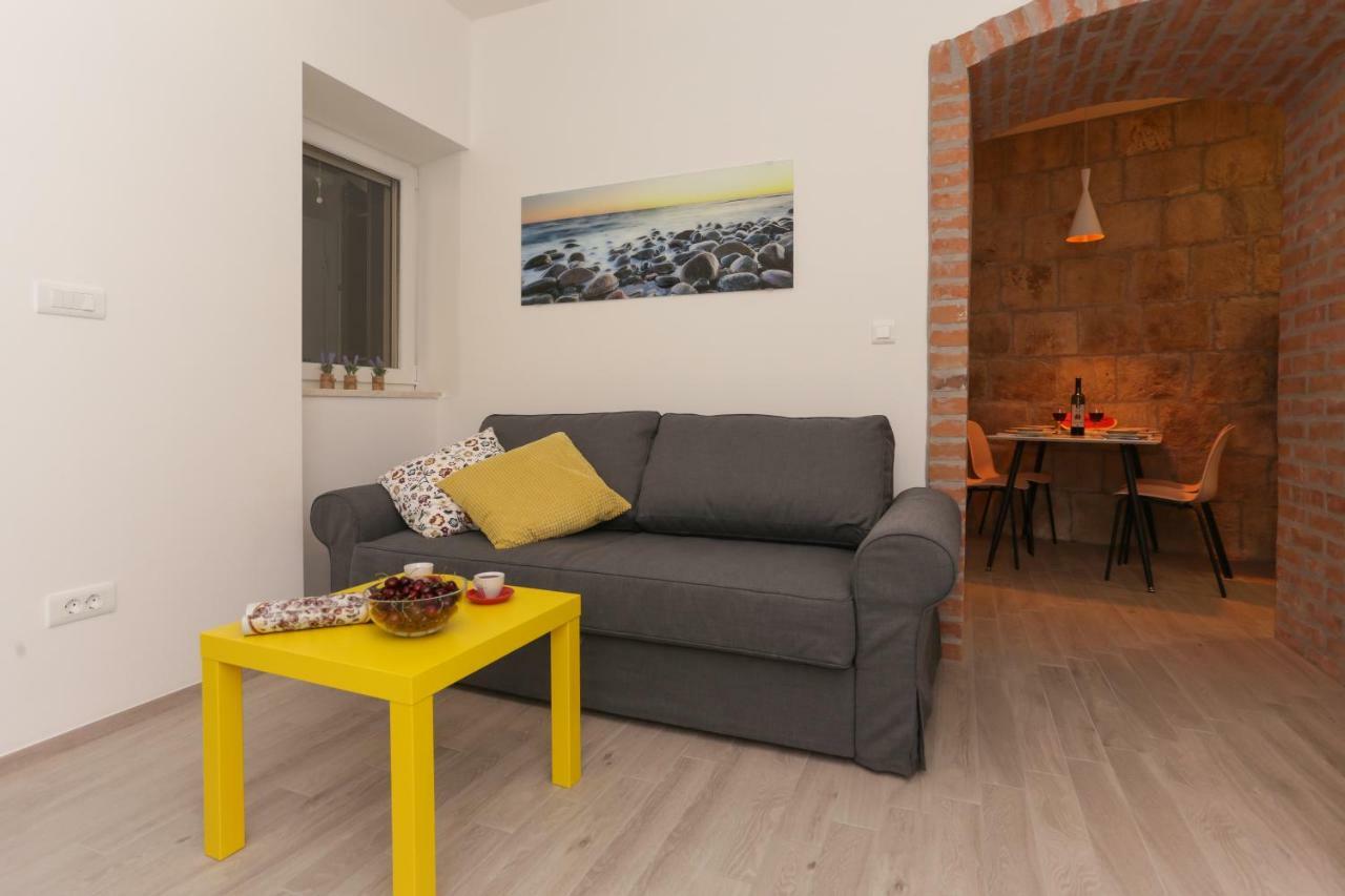 Beach Apartment Korina Sumpetar Exterior foto